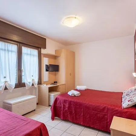 拉古纳住宿加早餐旅馆 3* 夸尔托－达尔蒂诺