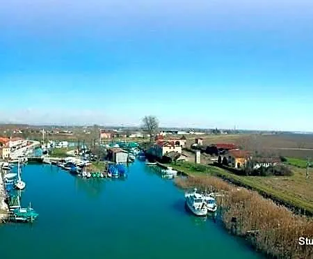 Laguna فندق مبيت وإفطار