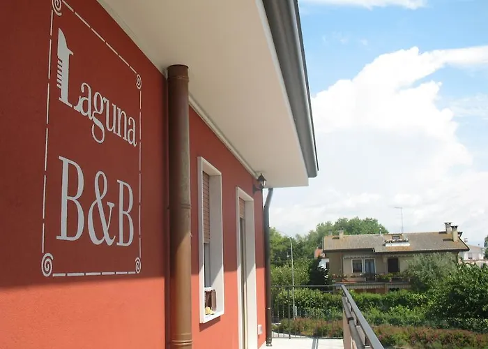 Laguna Bed & Breakfast 3*